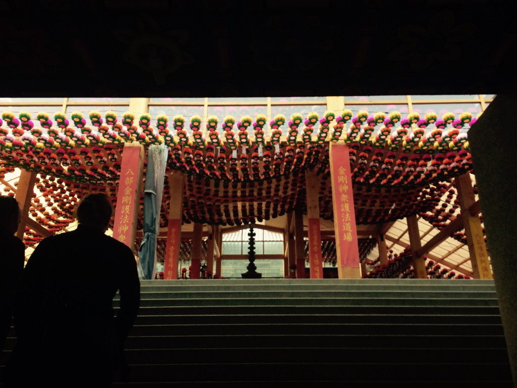 Meanwhile, in Korea: Erin checks out a local temple.