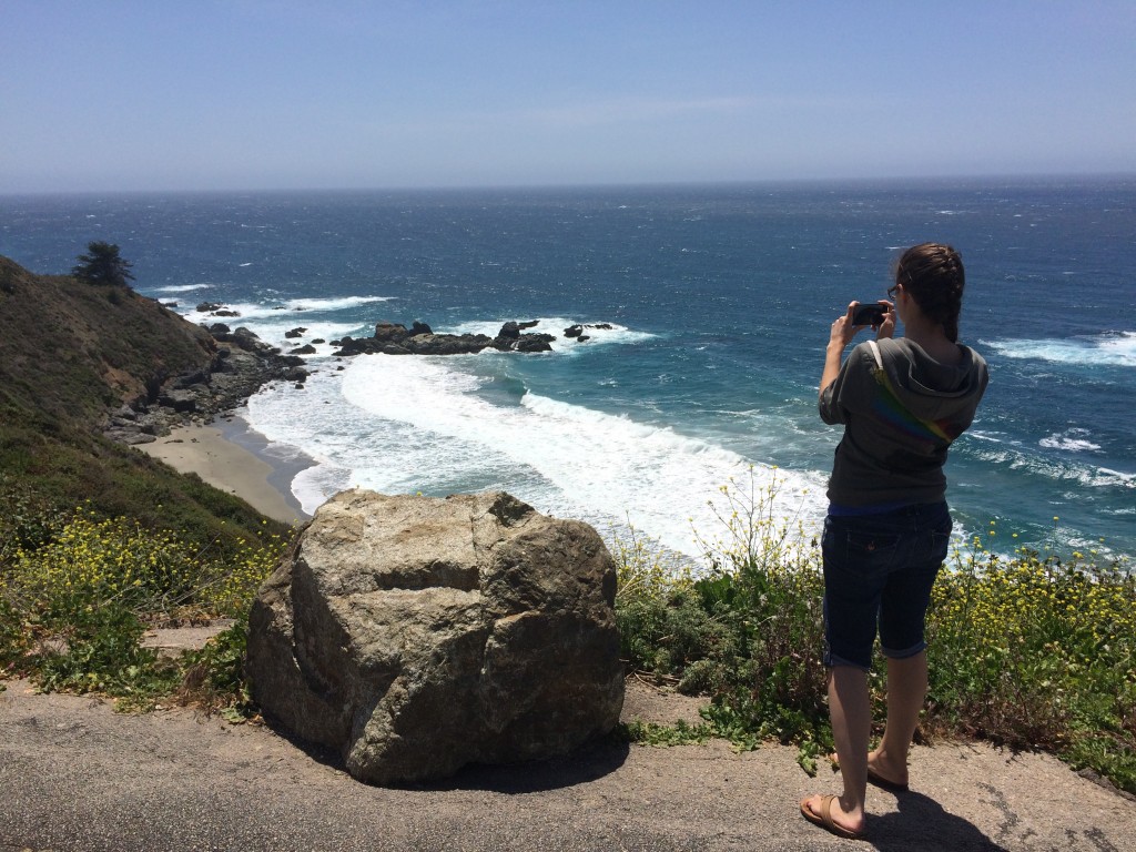 Serena pulls over for some photos of the Big Sur coast.